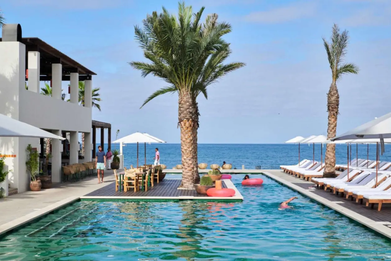 Hotel San Cristobal pool view